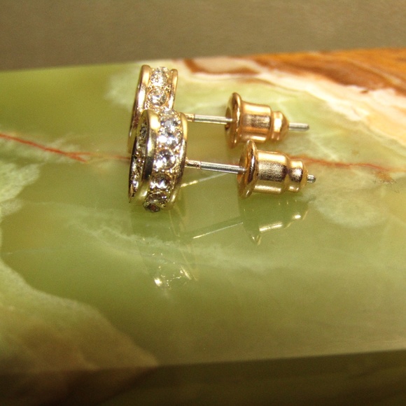 Circle gold diamond earrings - Picture 2 of 2